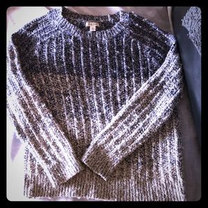 Ladies Lucky Brand Sweater in Blue and Gray. Sz M